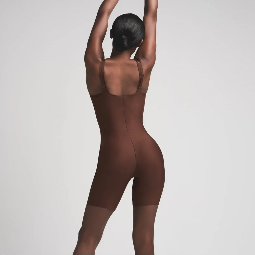 NWT Skims Body Butt Lifting Open Bust Padded Bodysuit in Cocoa Size XL